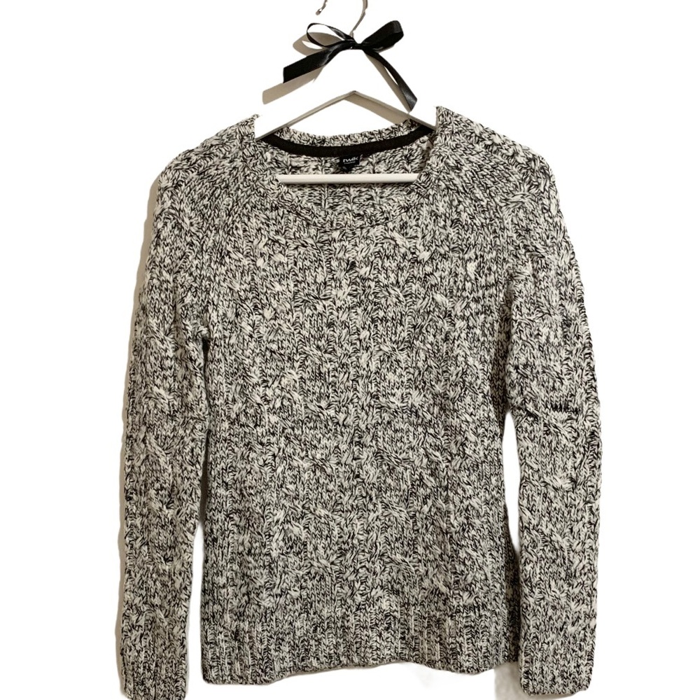 TWIK by Simons Crew Neck Long Sleeves Knit Sweater